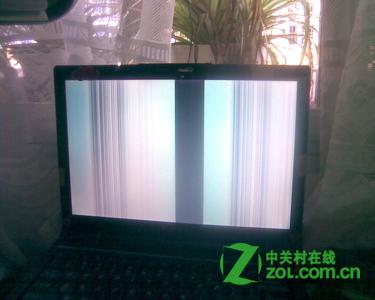 相机的液晶显示屏模糊不清怎么办?