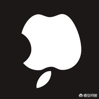 都在思考,人到底是长成镜子里那样,还是苹果前