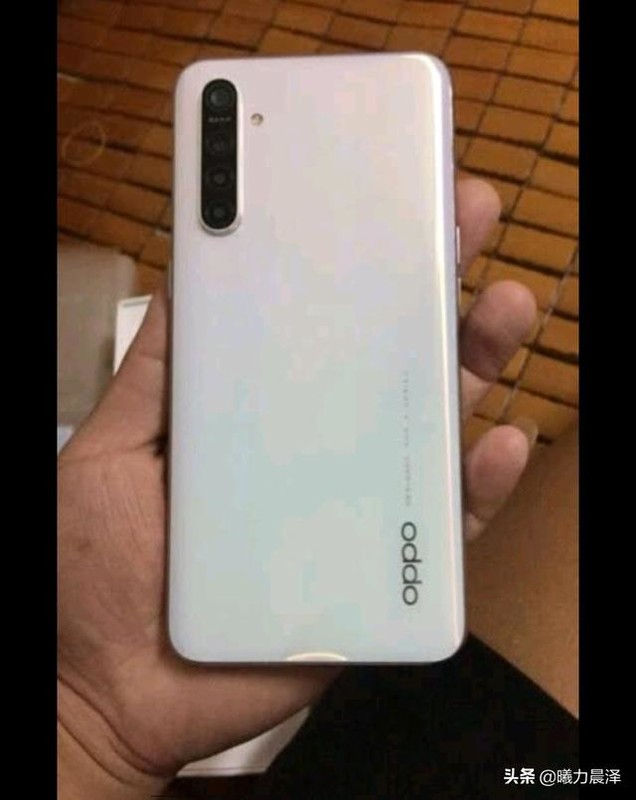 荣耀20和OPPOk5哪款比较好?