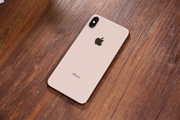 下一代iPhone XR会增加和5c一样的绿色版本吗？