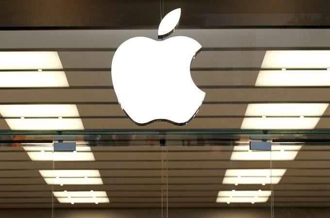 苹果市场总监离职 今年新iPhone会降价吗？