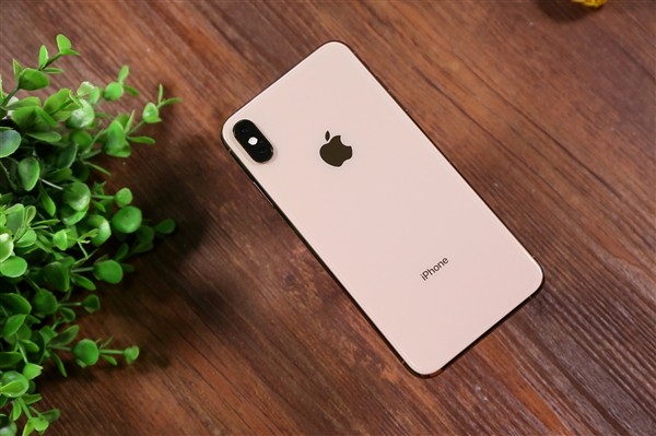 iPhone XS系列到目前为止卖了多少？