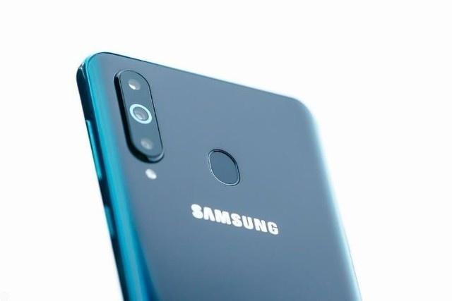 三星galaxy A8s防不防水 三星galaxy A8s 6gb Ram 全网通 Zol问答