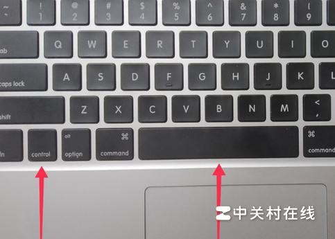 Macbook air笔记本大写字母怎么切换?